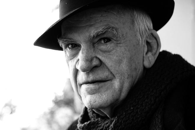 'Cham' va chung me sang toc do hinh anh 2 Milan_Kundera.jpg
