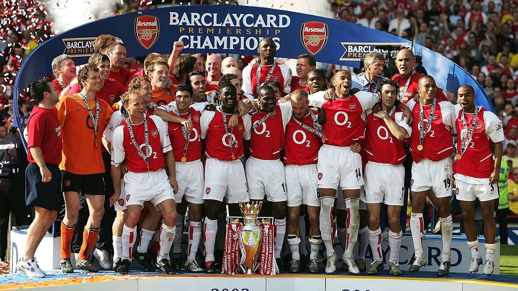 Ngay Wenger dat nen mong cho Arsenal hinh anh 4 Arsenal_invincibles_2004.jpg