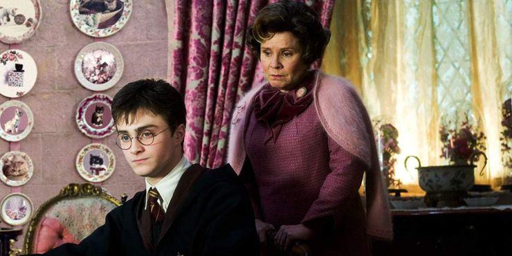 Chi tiet trong phim ‘Harry Potter’ khien nguyen tac bi lu mo hinh anh 1 order_of_the_phoenix_Harry_and_umbridge_1200x600.jpg