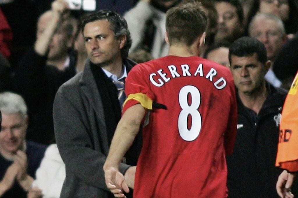 Gerrard va mua he song gio truoc loi moi goi tu Chelsea hinh anh 1 Screen_Shot_2020_05_27_at_3.20.02_PM.jpg