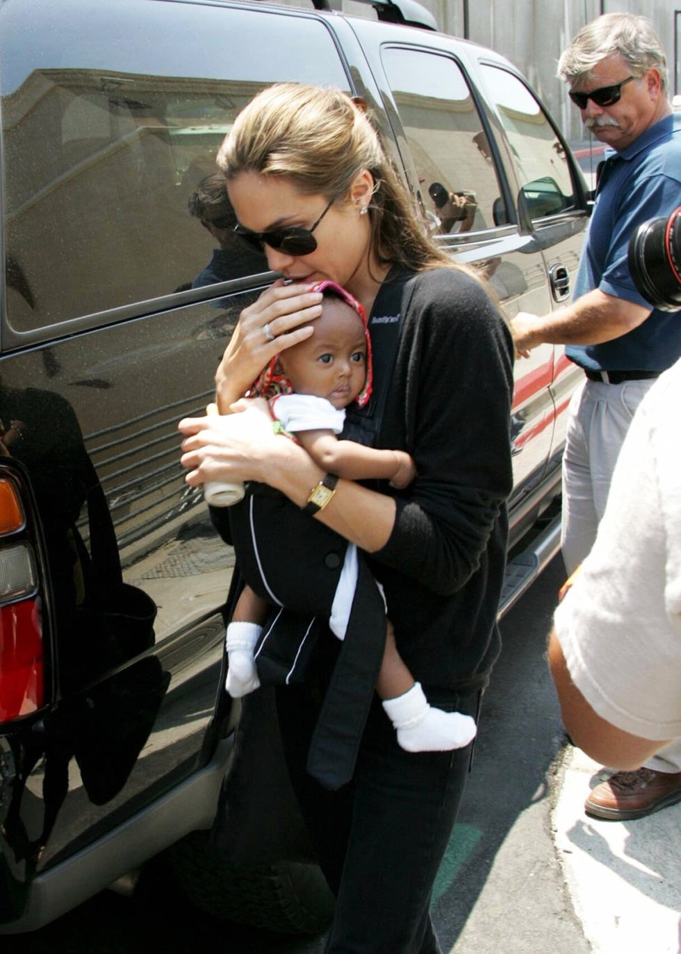 Angelina Jolie's travel diary: The journey of a compassionate person - Photo 3.