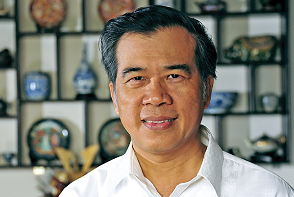 Tác giả - nhà văn, nhà báo Phạm Công Luận.