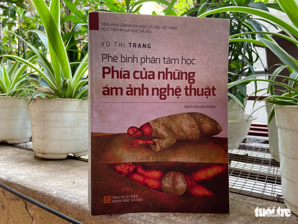 Hội Nhà văn Việt Nam tạm thu hồi giải thưởng với cuốn sách nghi đạo văn của TS Vũ Thị Trang - Ảnh 1.