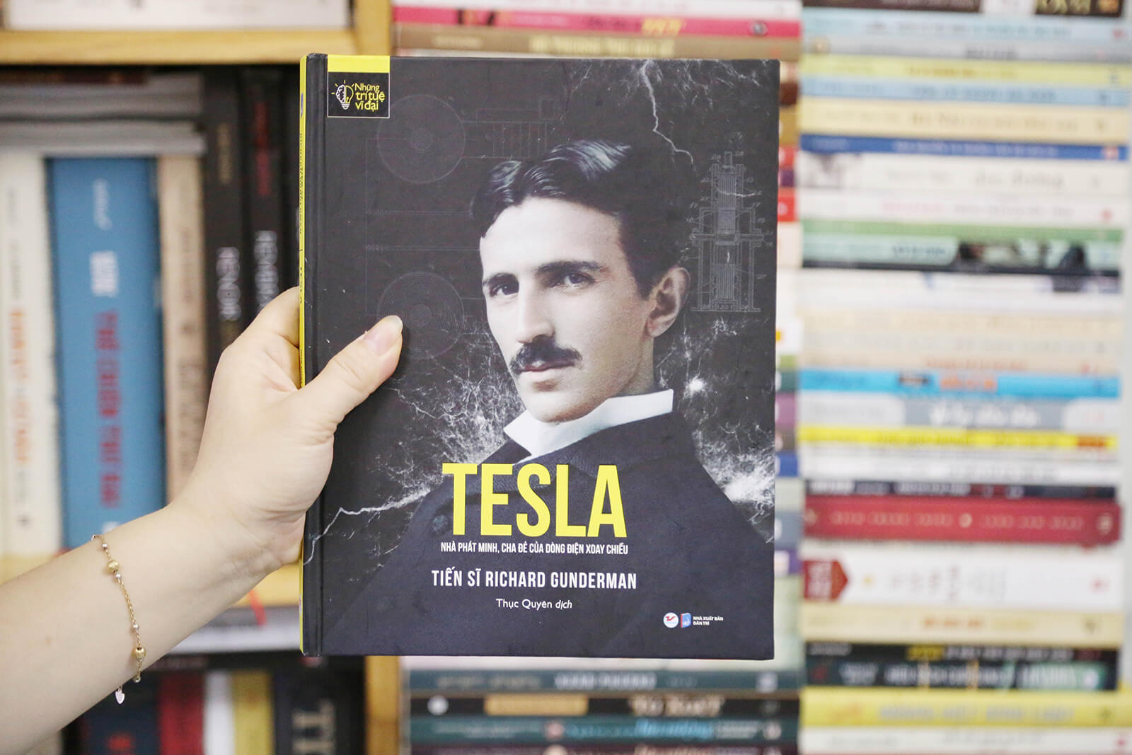 Nikola Tesla anh 1