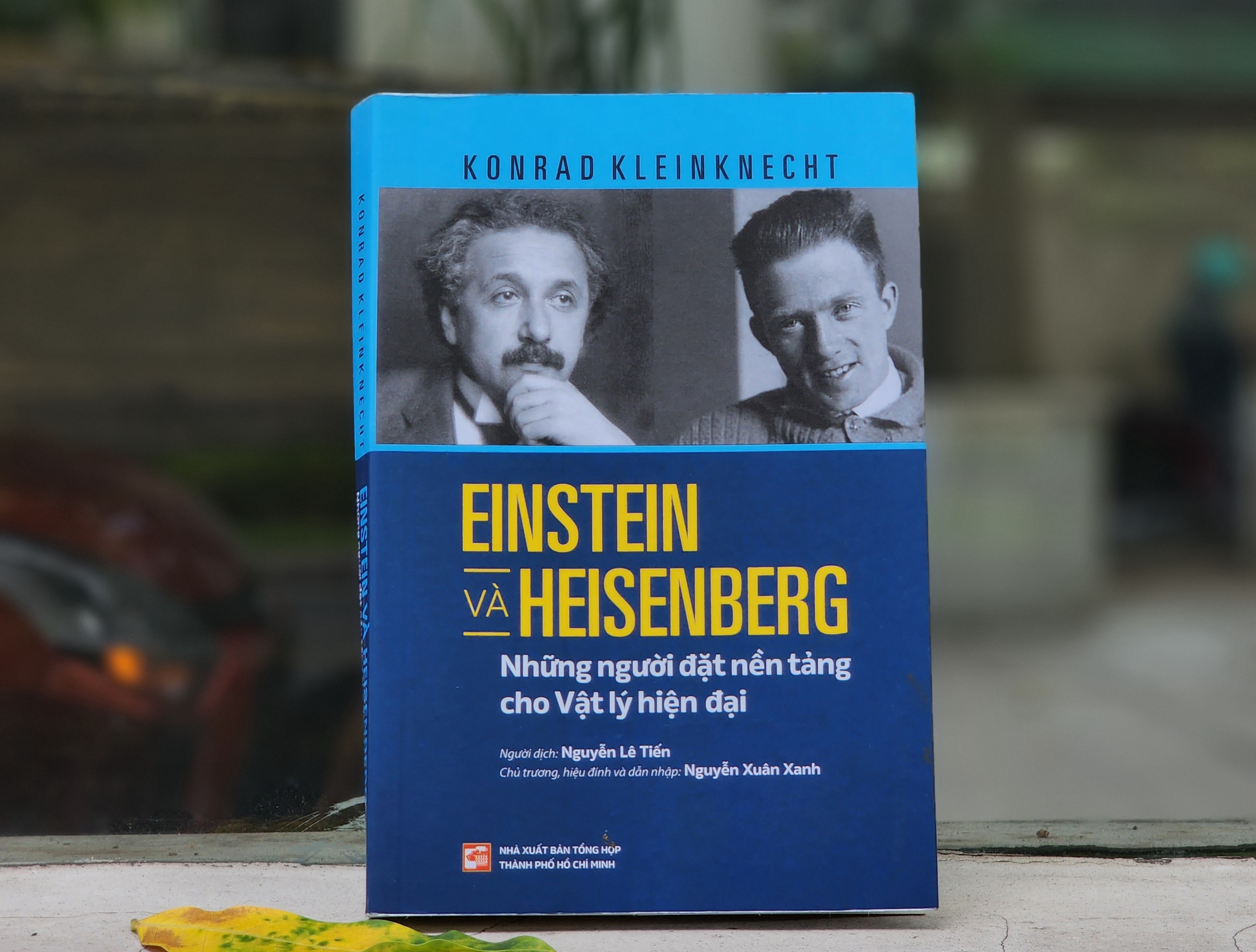 Einstein va Heisenberg anh 1